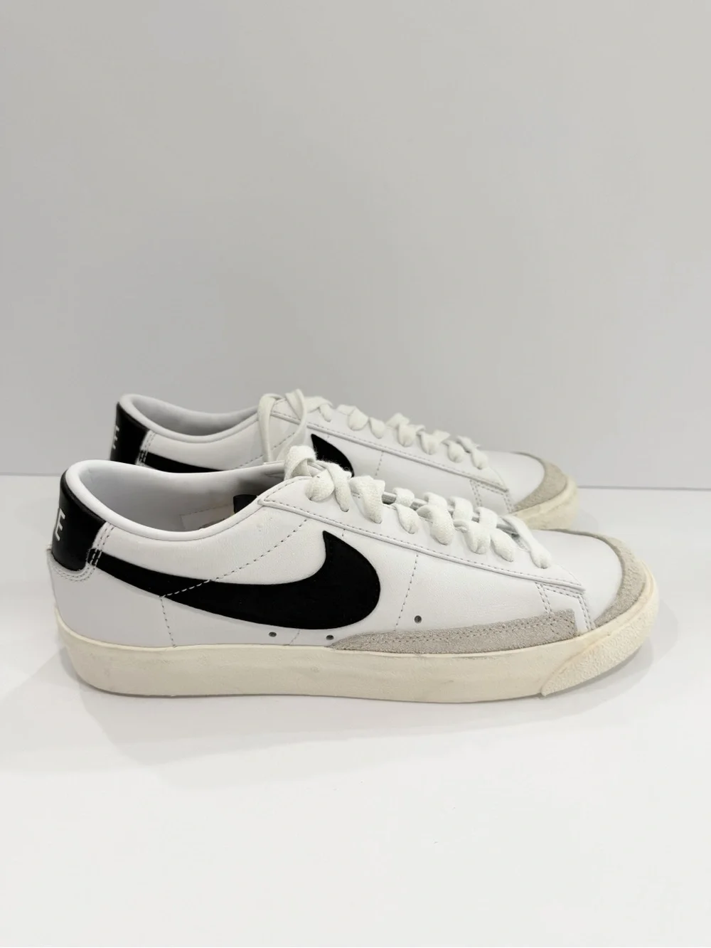 Nike blazer low